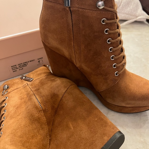 Michael Kors Jada Ankle Boot Size 8.5 - Picture 2 of 2